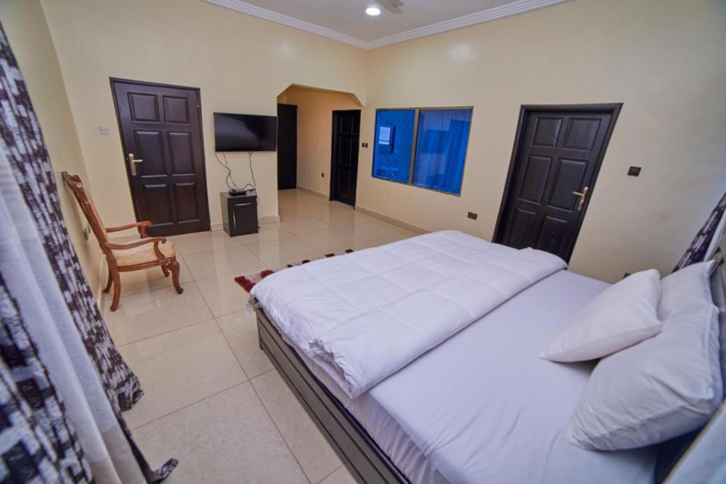 Afranasa Inn Tema Dış mekan fotoğraf