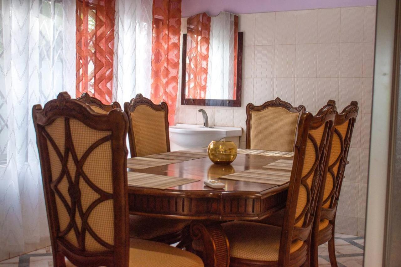 Afranasa Inn Tema Dış mekan fotoğraf